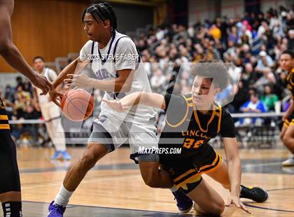 Thumbnail 2 in Lincoln @ Garfield (WIAA State 3A 2nd Round) photogallery.