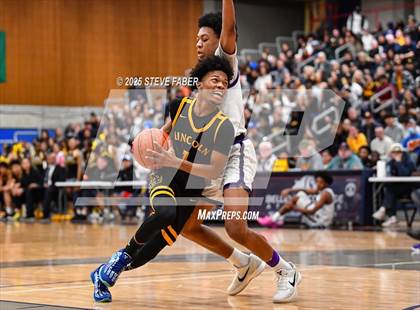 Thumbnail 3 in Lincoln @ Garfield (WIAA State 3A 2nd Round) photogallery.