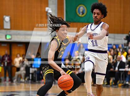 Thumbnail 2 in Lincoln @ Garfield (WIAA State 3A 2nd Round) photogallery.