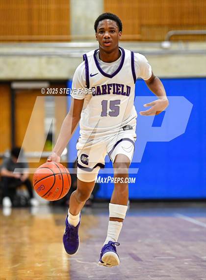 Thumbnail 1 in Lincoln @ Garfield (WIAA State 3A 2nd Round) photogallery.
