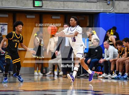 Thumbnail 1 in Lincoln @ Garfield (WIAA State 3A 2nd Round) photogallery.
