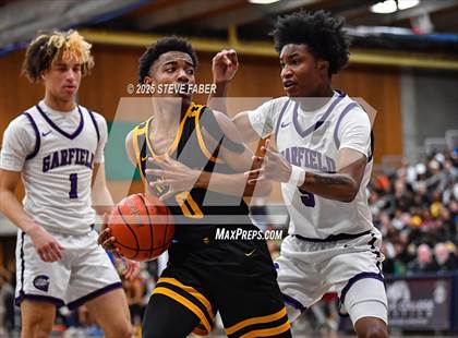 Thumbnail 2 in Lincoln @ Garfield (WIAA State 3A 2nd Round) photogallery.