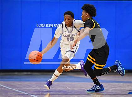 Thumbnail 1 in Lincoln @ Garfield (WIAA State 3A 2nd Round) photogallery.