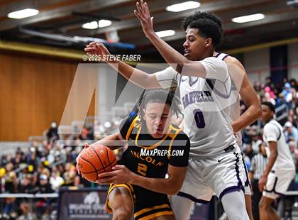 Thumbnail 2 in Lincoln @ Garfield (WIAA State 3A 2nd Round) photogallery.