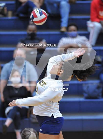 Thumbnail 3 in Cypress Springs @ Cypress Ranch photogallery.