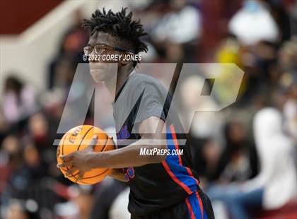 Thumbnail 2 in Veterans vs Warner Robins photogallery.