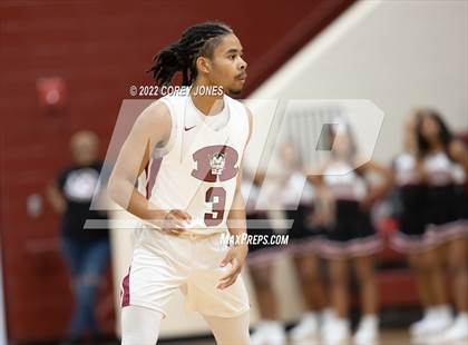Thumbnail 1 in Veterans vs Warner Robins photogallery.