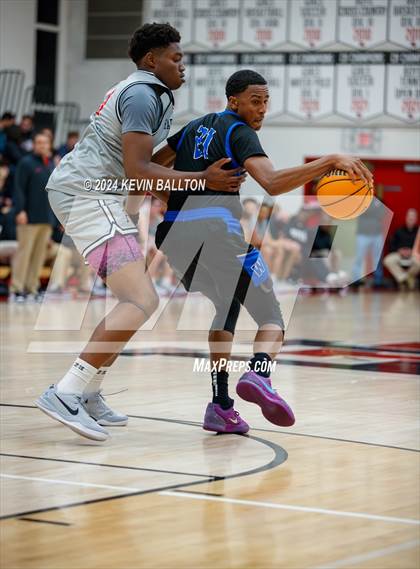 Thumbnail 3 in Windward @ Harvard-Westlake photogallery.