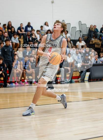 Thumbnail 1 in Windward @ Harvard-Westlake photogallery.