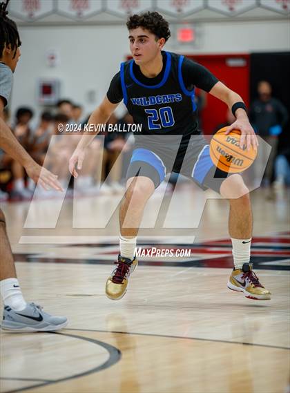 Thumbnail 2 in Windward @ Harvard-Westlake photogallery.