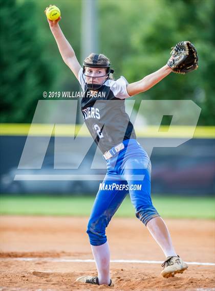 Thumbnail 3 in Walton @ Roswell photogallery.