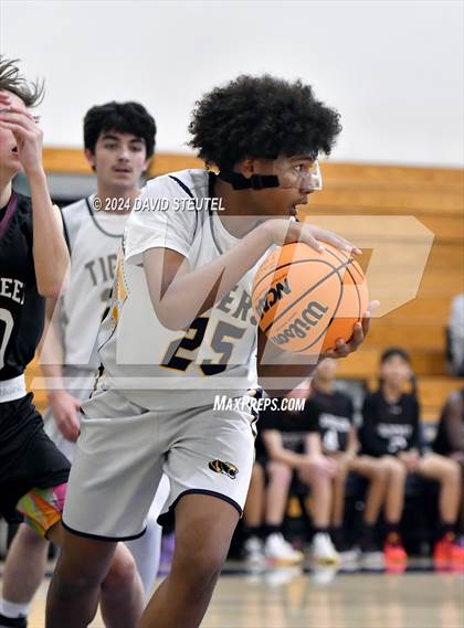 Thumbnail 2 in Woodcreek @ Inderkum photogallery.