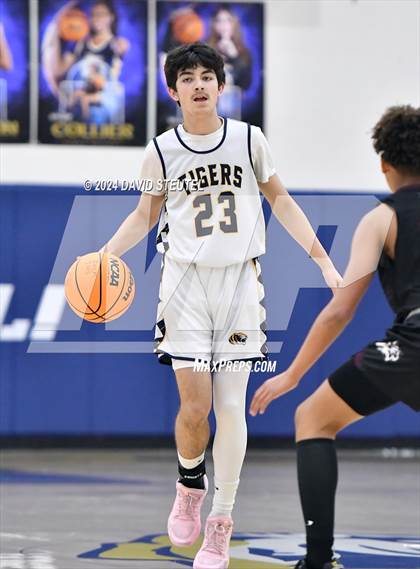 Thumbnail 3 in Woodcreek @ Inderkum photogallery.