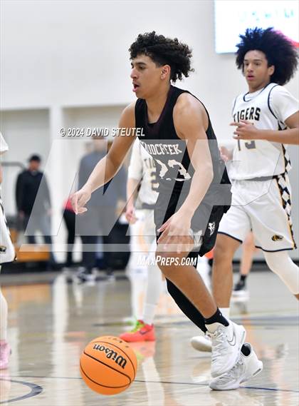 Thumbnail 3 in Woodcreek @ Inderkum photogallery.