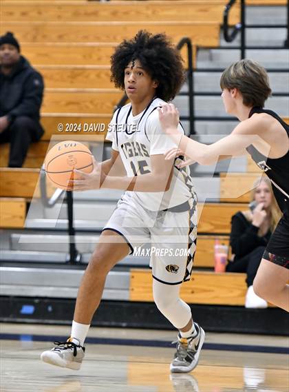 Thumbnail 1 in Woodcreek @ Inderkum photogallery.