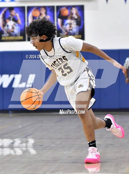 Thumbnail 3 in Woodcreek @ Inderkum photogallery.