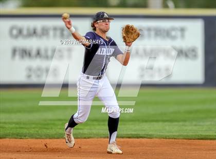 Thumbnail 3 in Captain Shreve @ Airline photogallery.