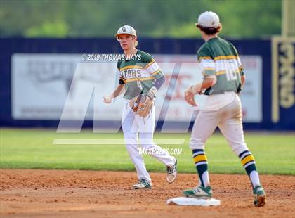 Thumbnail 2 in Captain Shreve @ Airline photogallery.