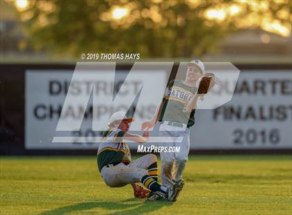 Thumbnail 3 in Captain Shreve @ Airline photogallery.