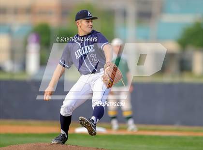 Thumbnail 2 in Captain Shreve @ Airline photogallery.