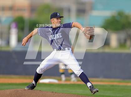 Thumbnail 3 in Captain Shreve @ Airline photogallery.