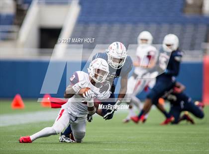 Thumbnail 1 in Oxbridge Academy @ Chaminade-Madonna (FHSAA 3A Final) photogallery.