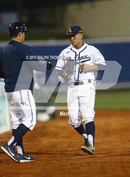 Thumbnail 2 in De La Salle vs. Elk Grove @ Raley Field photogallery.