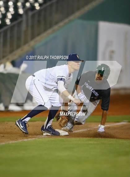 Thumbnail 1 in De La Salle vs. Elk Grove @ Raley Field photogallery.