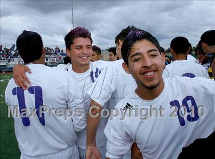 Thumbnail 3 in Mountain View vs. Oak Hills (CIF SS D6 Final) photogallery.