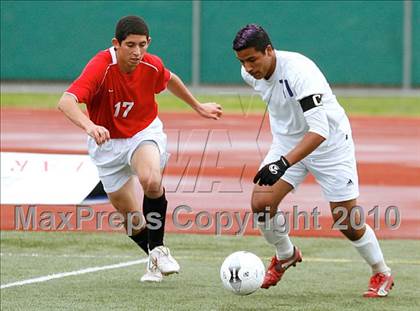 Thumbnail 1 in Mountain View vs. Oak Hills (CIF SS D6 Final) photogallery.