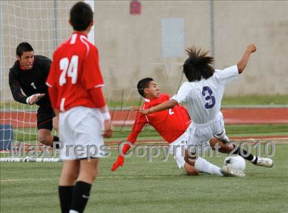 Thumbnail 1 in Mountain View vs. Oak Hills (CIF SS D6 Final) photogallery.