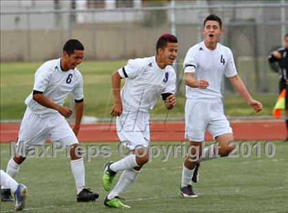 Thumbnail 1 in Mountain View vs. Oak Hills (CIF SS D6 Final) photogallery.