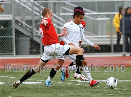 Thumbnail 2 in Mountain View vs. Oak Hills (CIF SS D6 Final) photogallery.