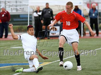 Thumbnail 2 in Mountain View vs. Oak Hills (CIF SS D6 Final) photogallery.