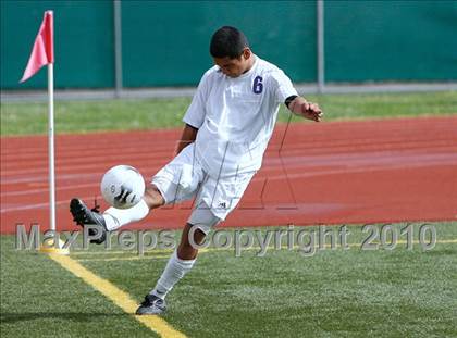 Thumbnail 2 in Mountain View vs. Oak Hills (CIF SS D6 Final) photogallery.