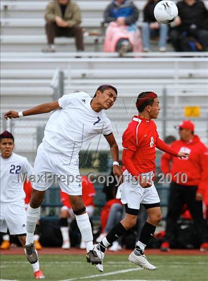 Thumbnail 2 in Mountain View vs. Oak Hills (CIF SS D6 Final) photogallery.
