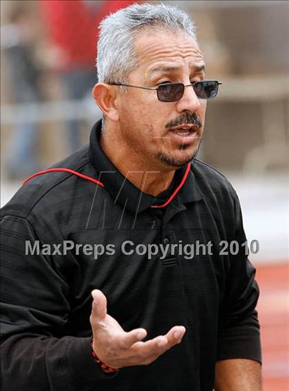 Thumbnail 2 in Mountain View vs. Oak Hills (CIF SS D6 Final) photogallery.