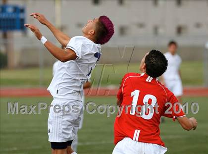Thumbnail 2 in Mountain View vs. Oak Hills (CIF SS D6 Final) photogallery.