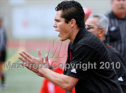 Thumbnail 1 in Mountain View vs. Oak Hills (CIF SS D6 Final) photogallery.