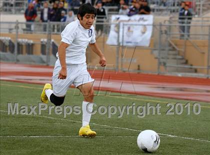 Thumbnail 3 in Mountain View vs. Oak Hills (CIF SS D6 Final) photogallery.