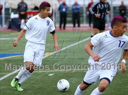 Thumbnail 3 in Mountain View vs. Oak Hills (CIF SS D6 Final) photogallery.