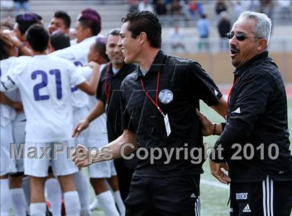 Thumbnail 1 in Mountain View vs. Oak Hills (CIF SS D6 Final) photogallery.
