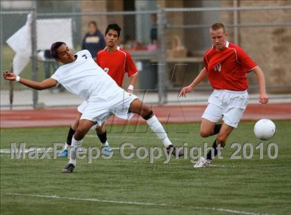 Thumbnail 3 in Mountain View vs. Oak Hills (CIF SS D6 Final) photogallery.