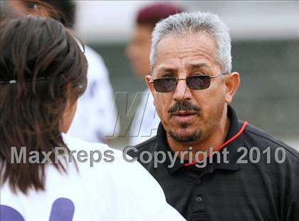 Thumbnail 2 in Mountain View vs. Oak Hills (CIF SS D6 Final) photogallery.