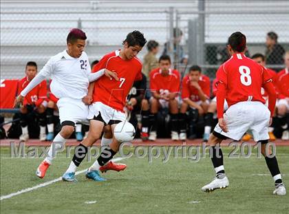 Thumbnail 2 in Mountain View vs. Oak Hills (CIF SS D6 Final) photogallery.