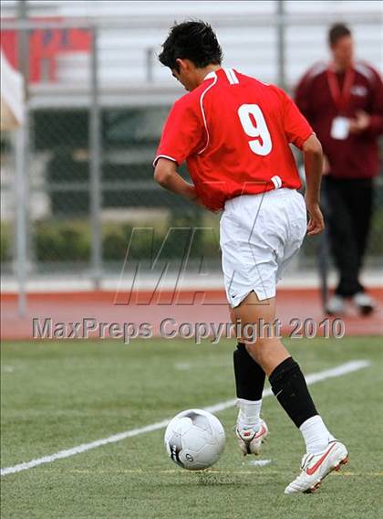 Thumbnail 1 in Mountain View vs. Oak Hills (CIF SS D6 Final) photogallery.