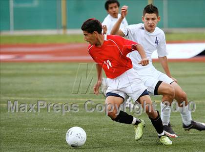 Thumbnail 1 in Mountain View vs. Oak Hills (CIF SS D6 Final) photogallery.