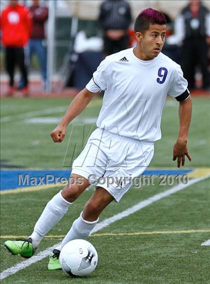 Thumbnail 2 in Mountain View vs. Oak Hills (CIF SS D6 Final) photogallery.