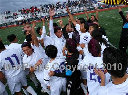 Thumbnail 1 in Mountain View vs. Oak Hills (CIF SS D6 Final) photogallery.
