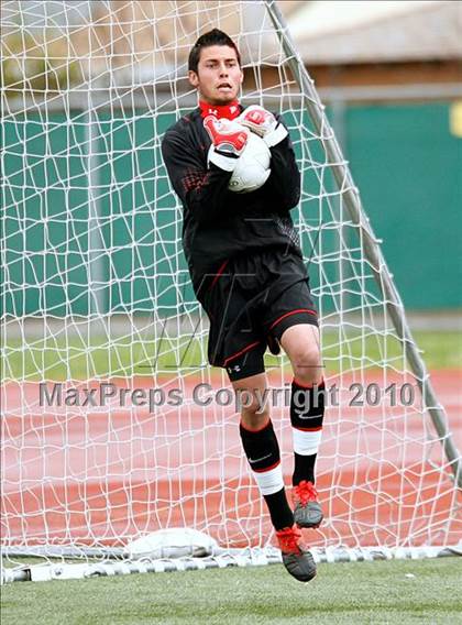 Thumbnail 3 in Mountain View vs. Oak Hills (CIF SS D6 Final) photogallery.